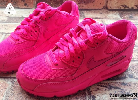 basket nike femme rose fluo